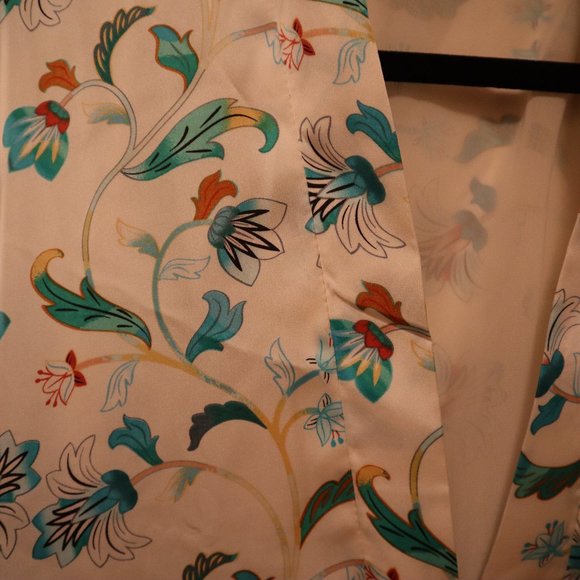 Violet and claire - Picture 3 of 4